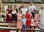 Krštenje petog djeteta obitelji Lauš